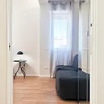 Dimora Eden Apartmán *