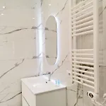 Dimora Eden Apartmán *